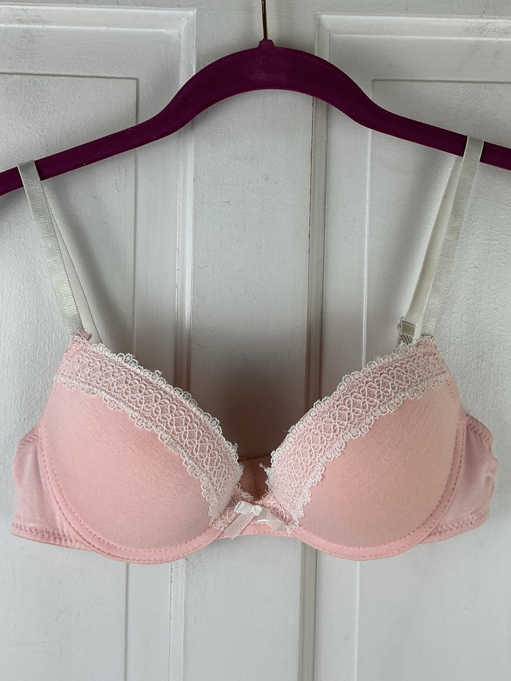 Laura Ashley 34B Soft Lace Trim T-Shirt Bra